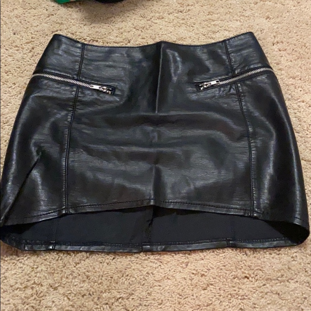 Leather skirt